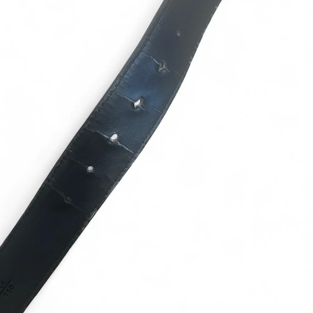 Louis Vuitton Black Belt with Gold Buckle - Picture 6 of 7